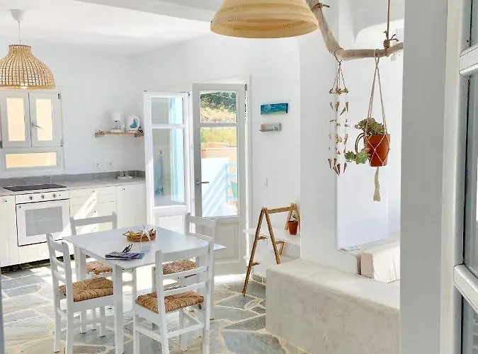 Kalimera Homes アパート *